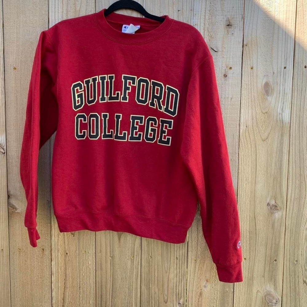Vintage Guilford College sweatshirt size small